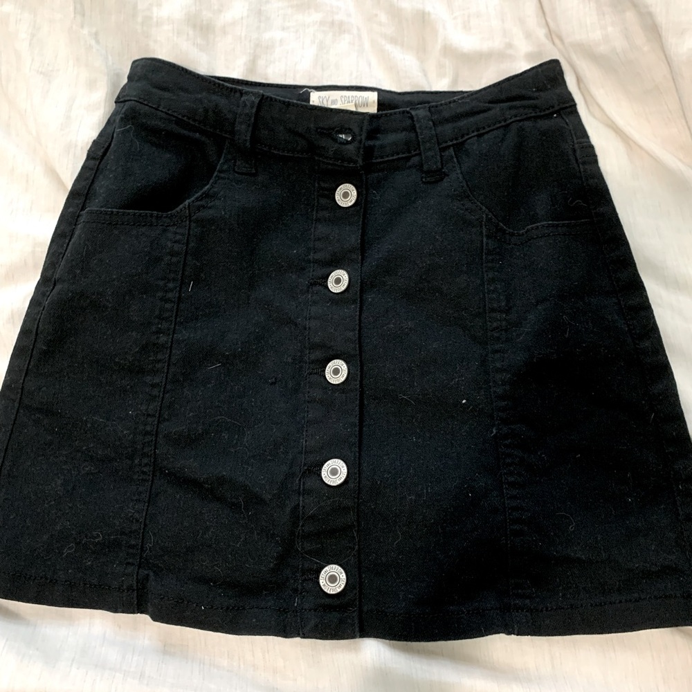 Tillys button up skirt